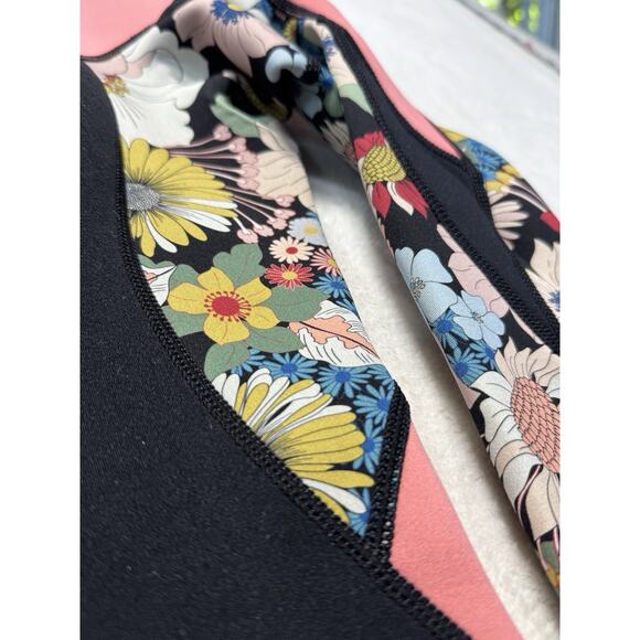 O'NEILL BAHIA 1.5 L/S Full Zip Neo Jacket - BLK/TWIGGY/TEAROSE Size 10 - Picture 3 of 7